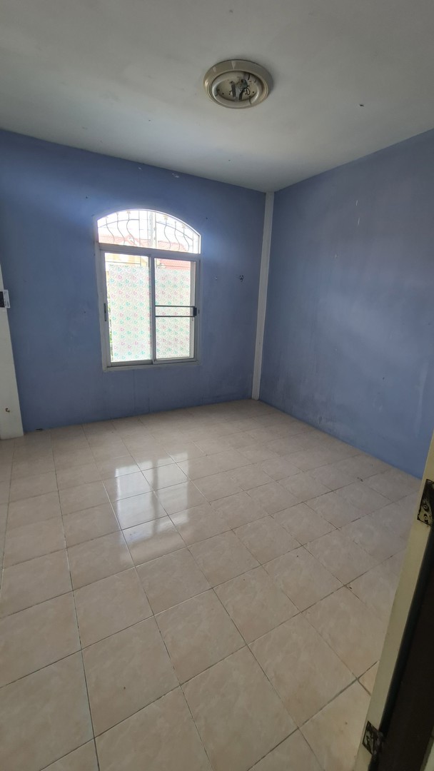 ให้เช่าทาวน์เฮาส์-สิวารัตน์-8-ทำเลดีติดเพชรเกษม-เยื้องสวนสามพราน