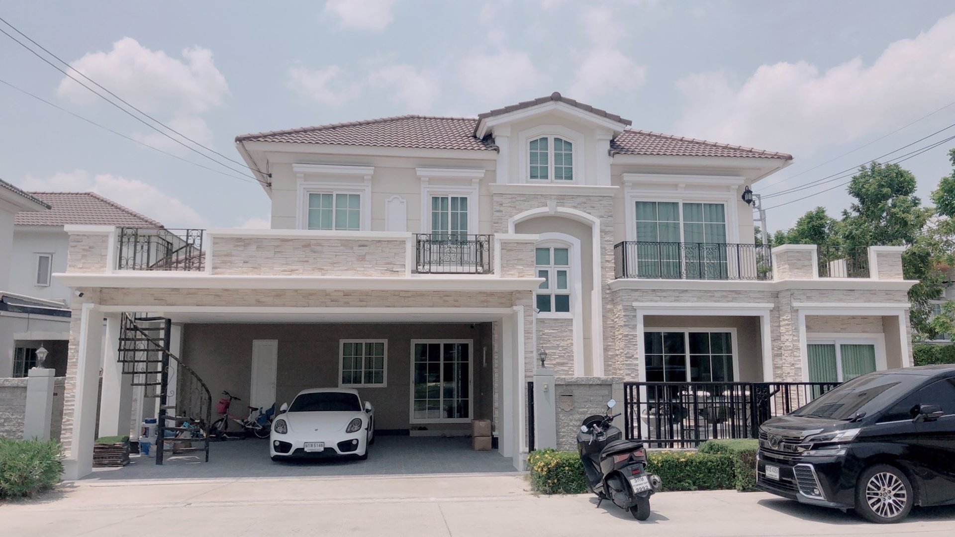 ให้เช่า-บ้านเดี่ยว-มบ-แกรนดิโอ-ลาดพร้าว-เกษตรนวมินทร์