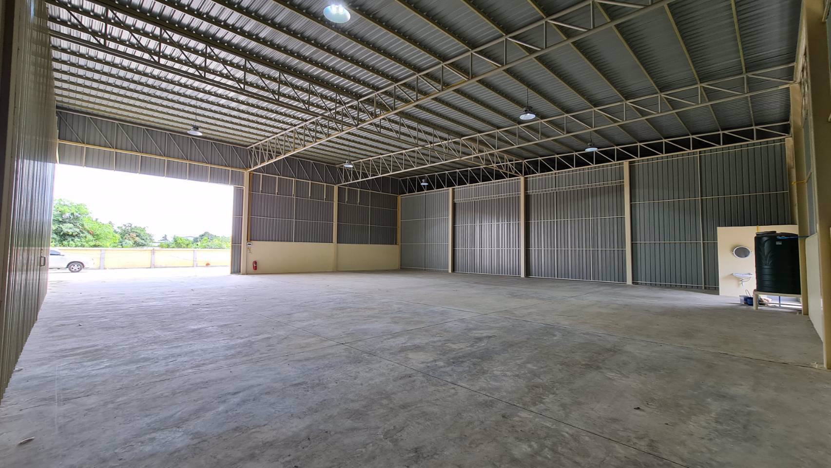 ให้เช่าโกดัง-อยู่ห่างตัวเมืองพิษณุโลก-8-กมเท่านั้น