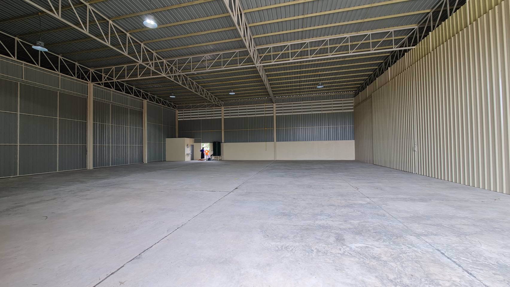 ให้เช่าโกดัง-อยู่ห่างตัวเมืองพิษณุโลก-8-กมเท่านั้น