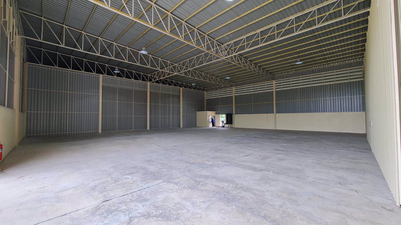 ให้เช่าโกดัง-อยู่ห่างตัวเมืองพิษณุโลก-8-กมเท่านั้น