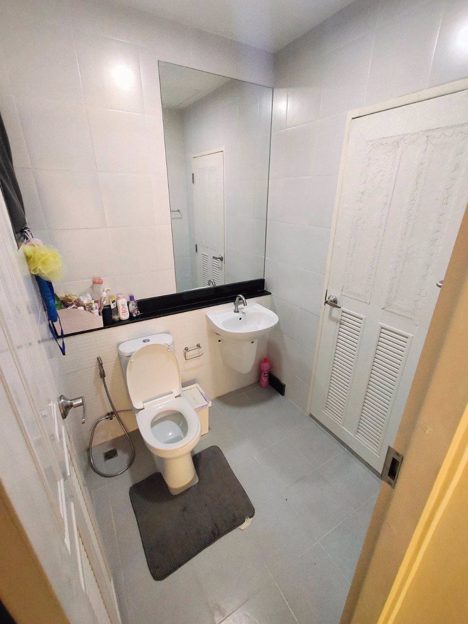 บ้านแฝดที่ดินใหญ่