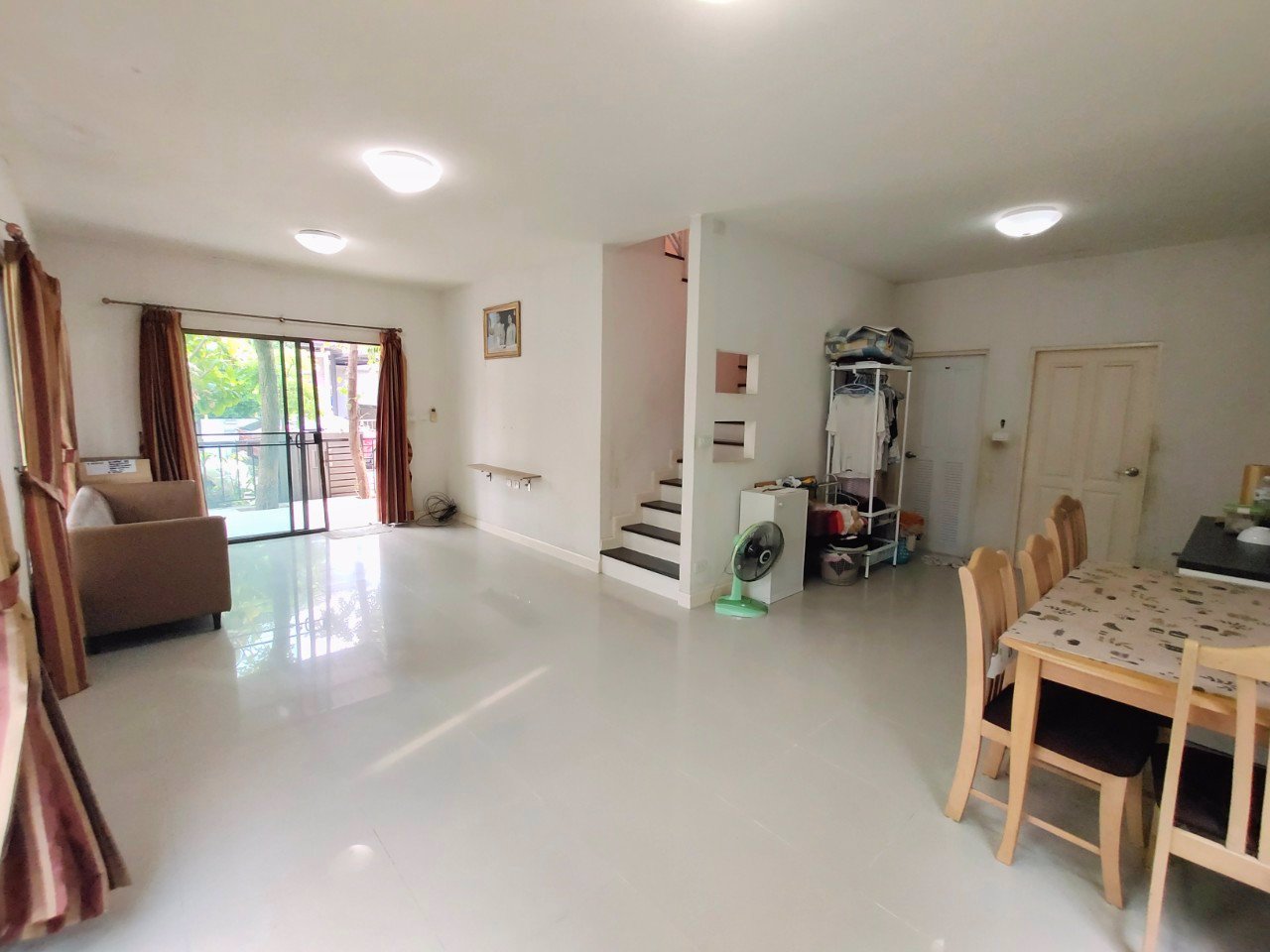 พร้อมพัฒน์-ไพร์ม