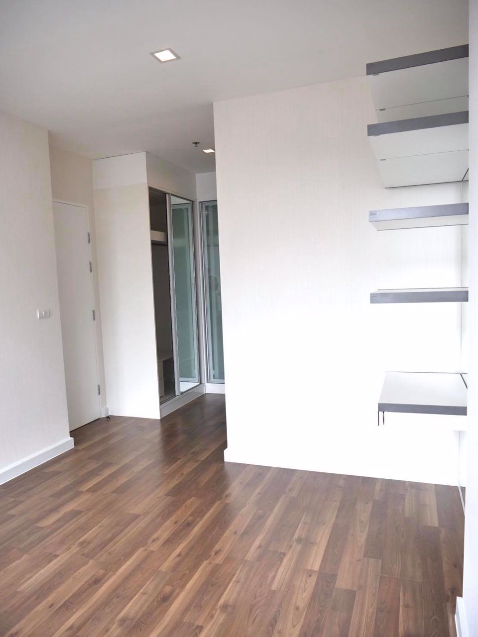 5976-ขาย-the-bloom-สุขุมวิท-71-ชั้น-19-วิวเมือง-2-นอน