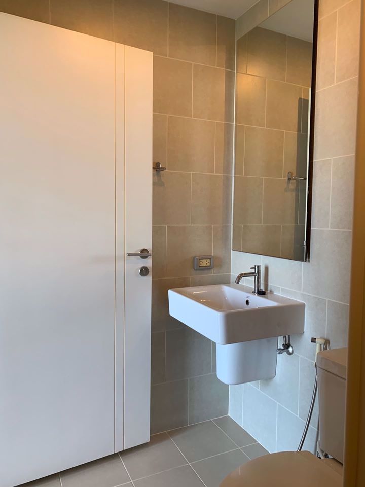 เดอะเบส-แจ้งวัฒนะ-เช่า-วิวสระ-ห้องสวย-the-base-chaengwattana-for-rent