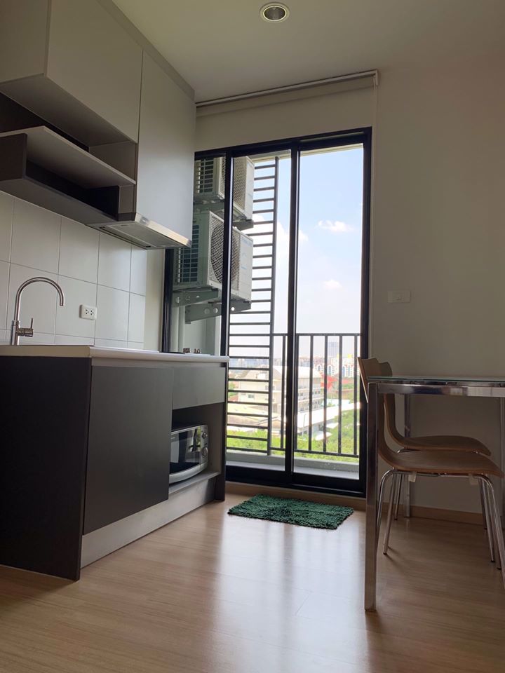 เดอะเบส-แจ้งวัฒนะ-เช่า-วิวสระ-ห้องสวย-the-base-chaengwattana-for-rent