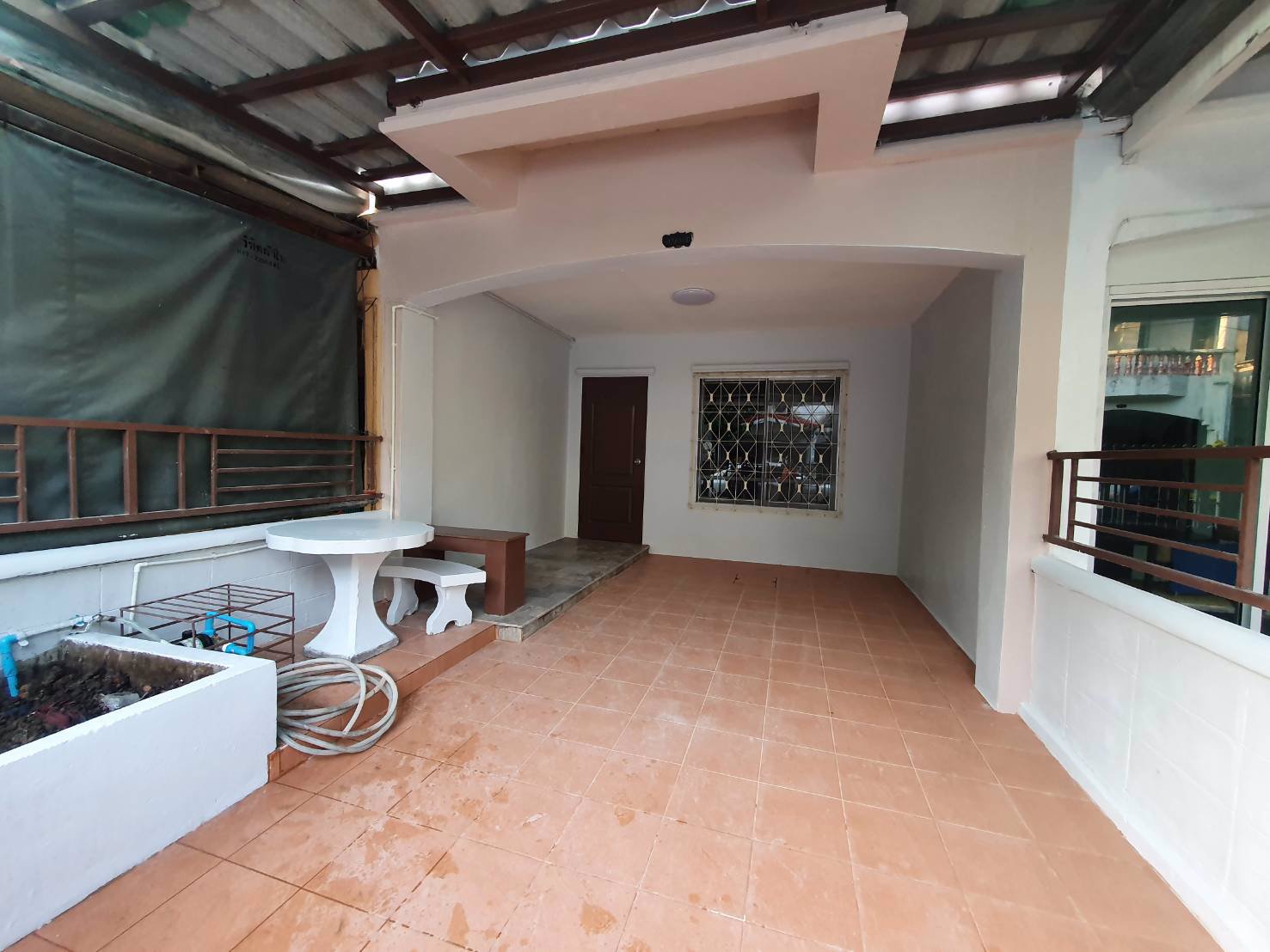 ทาวน์เฮ้าส์ให้เช่า-เคซี-3-หทัยราษฎร์-39-รามอินทรา-คู้บอน-มอเตอร์เวย์