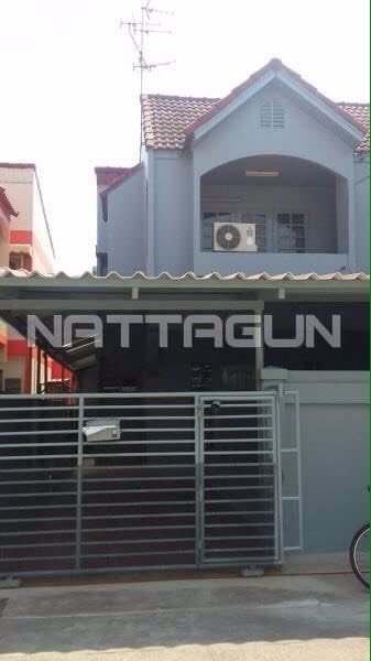 ให้เช่าทาวน์เฮ้าส์หมู่บ้านสินธร-บางกะปิ-แฮปปี้แลนด์
