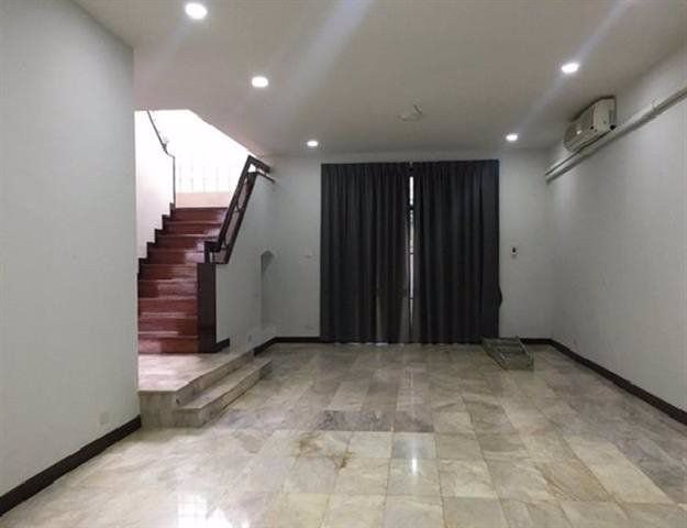 ให้เช่าทาวน์โฮม-4-ชั้น-ใกล้-bts-เอกมัย-ซอยเอกมัย-12-สุขุมวิท-63