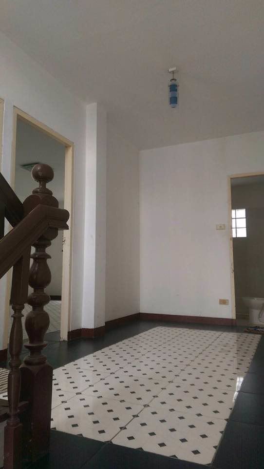 ให้เช่าบ้านทาวน์โฮม-3-ชั้น-ประดิษฐ์มณูธรรมซอย3