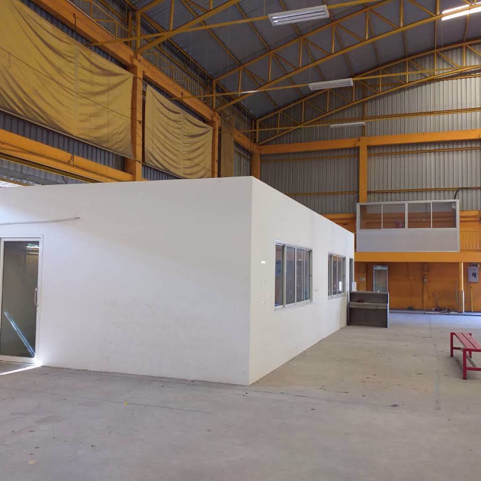 ให้เช่าโกดัง​-ถนนสุขุมวิท-​50-แยกซอยสวัสดี-​4