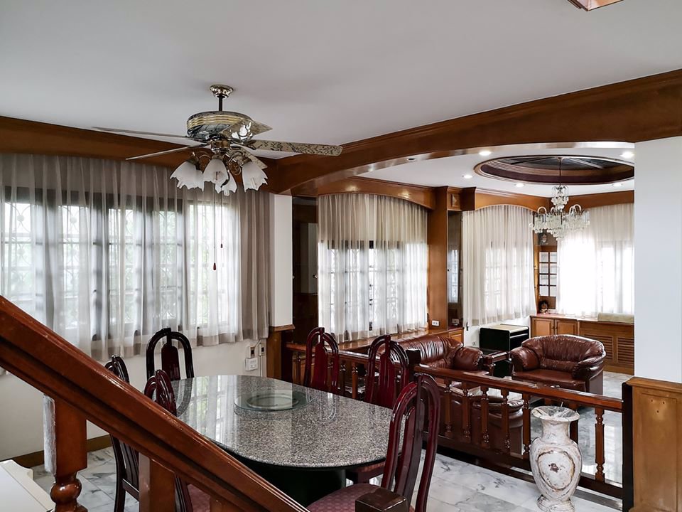 ให้เช่าบ้านเดี่ยว-2-ชั้น-หมู่บ้านสีวลี-ปากเกร็ด-บ้านและสวนเพิ่งรีโนเวท