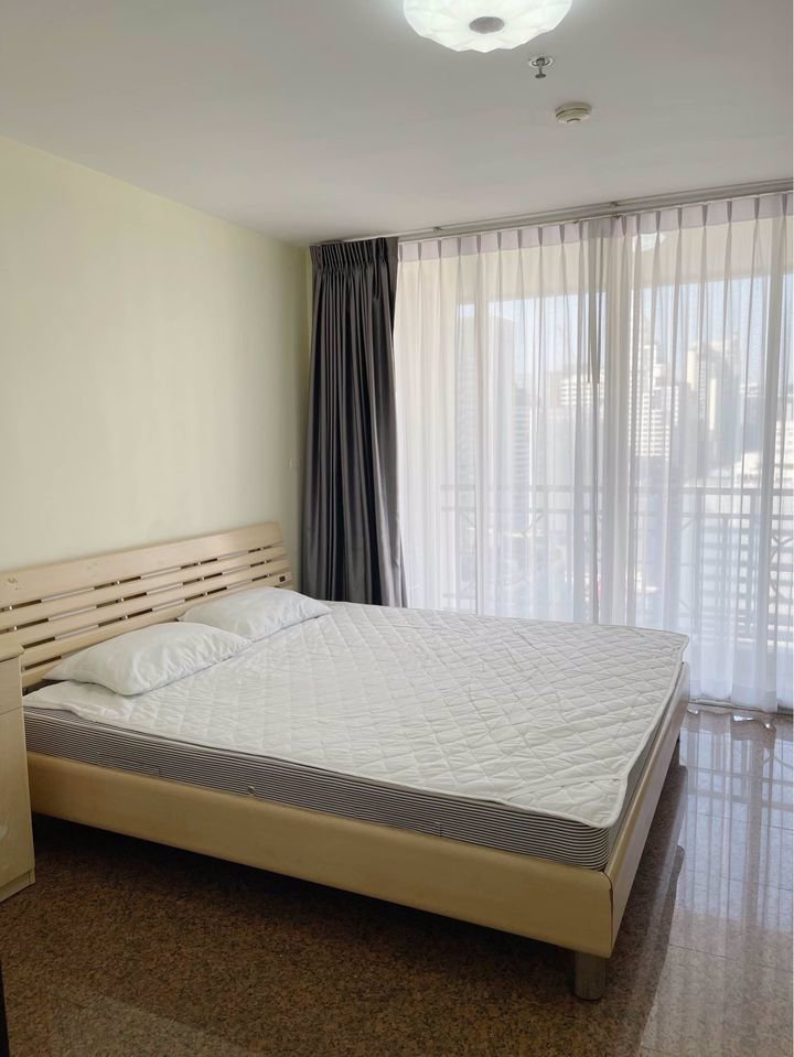 asoke-place-condo-ใกล้bts-mrt-เพียง-400m