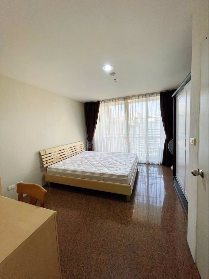 ให้เช่า-asoke-place-condo-ใกล้bts-mrt-เพียง-400m