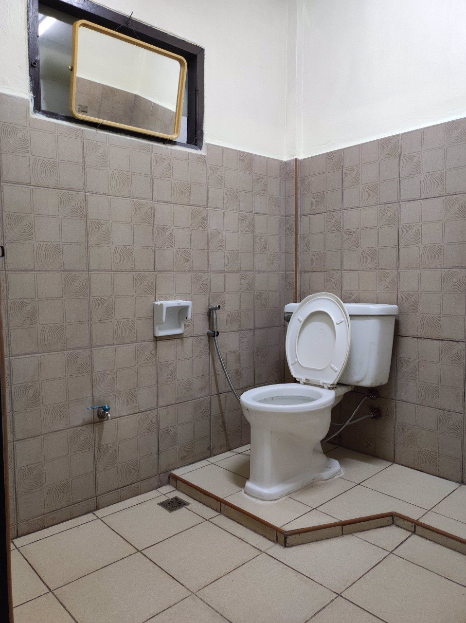 ให้เช่า-ทาวน์เฮาส์-2-ชั้น-ซประชาอุทิศ-33-ซสุขสวัสดิ์-62-พร้อมเข้าอยู่-สะอาด-ปลอดภัย-เดินทางสะดวก