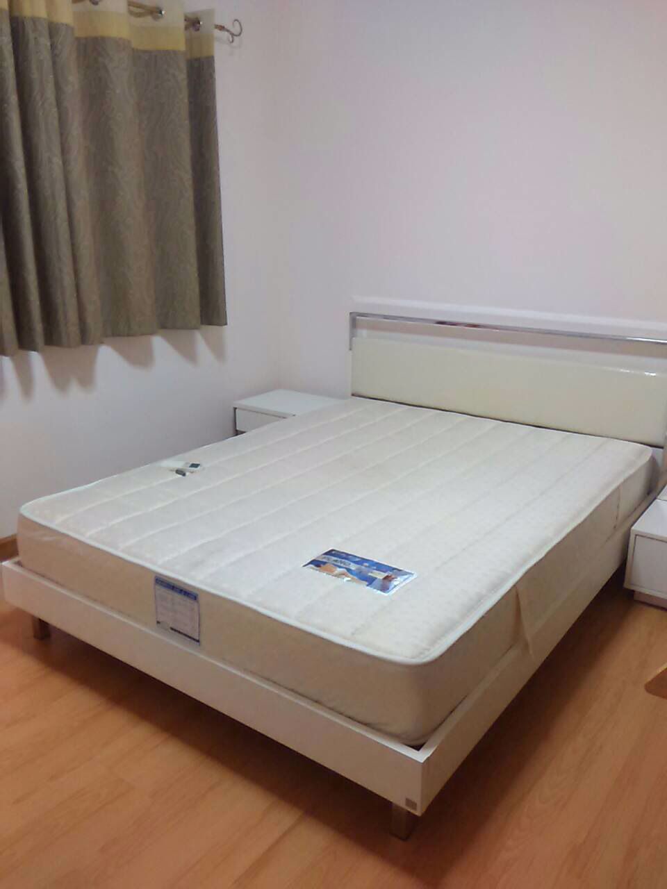 ให้เช่าคอนโด-หลังเซ็นทรัลชลบุรี-the-rise-condoa1