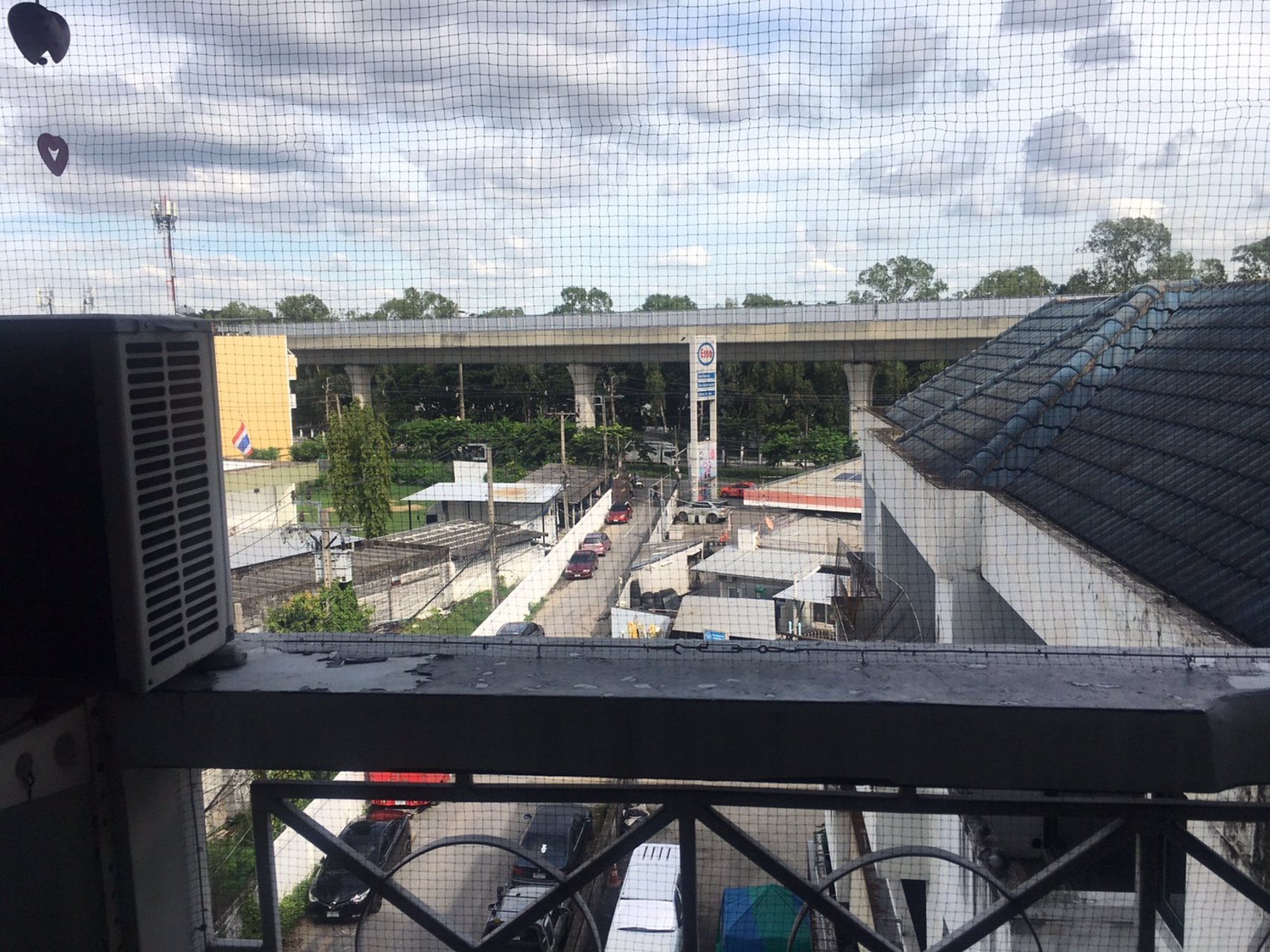 palm-suite-complex-ปาล์ม-สวีท-คอมเพล็กซ์-ใกล้รถไฟฟ้า-bts-กรมทหารราบที่11-สายสีเขียว-