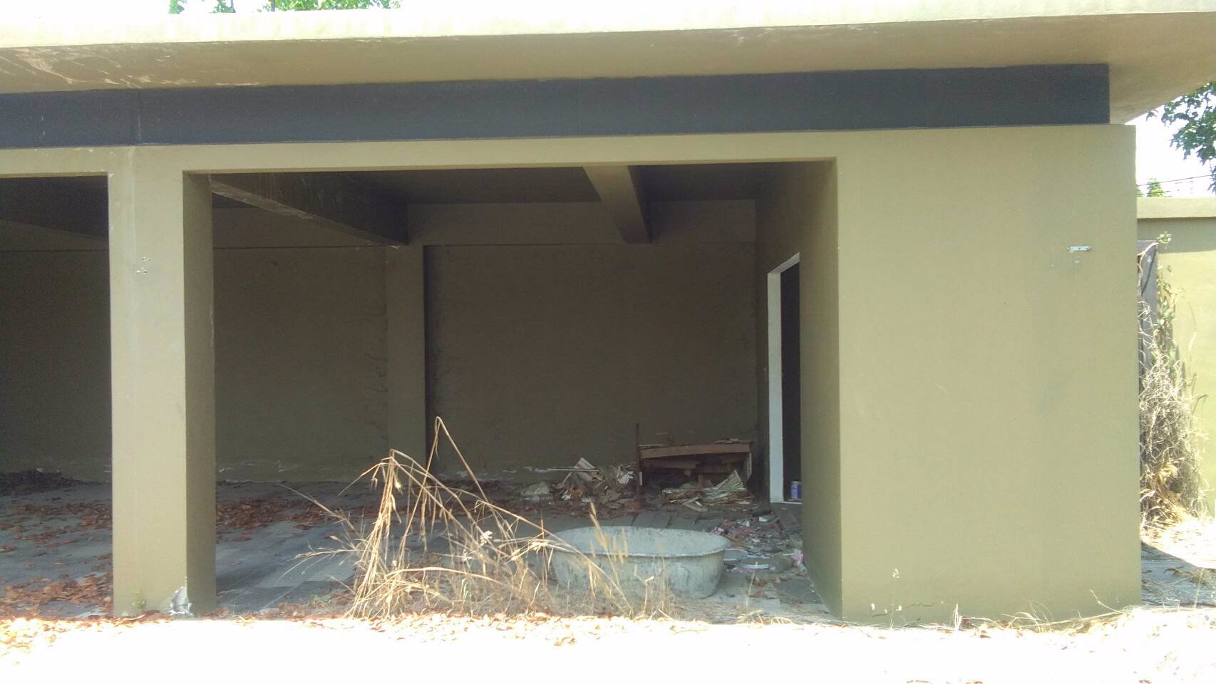 ขายที่ดินพร้อมสิ่งปลูกสร้าง-ติดถนนเพชรเกษม