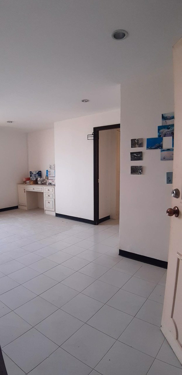 ขายคอนโด-royal-castle-อยู่ในซอยพัฒนาการ-30-ห่างจากถนนพัฒนาการ-15-กม