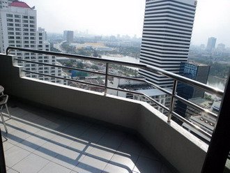 ให้เช่าเลคอเวนิว-for-rent-lake-avenue-condo-sukhumvit-16-closed-to-bts-asoke
