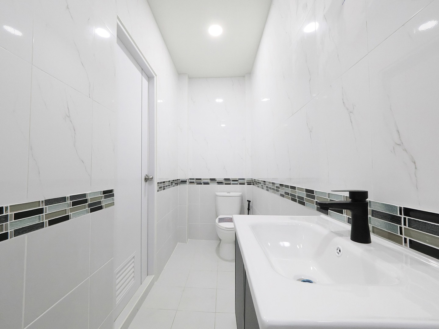 ขายบ้านเดี่ยว-2-ชั้น-117-ตรว-ซอยตลับทอง2-เอกชัยพระราม2-7นอน-5น้ำ-หลังใหญ่-ทำเลดี-เข้าซอยเพียง30ม