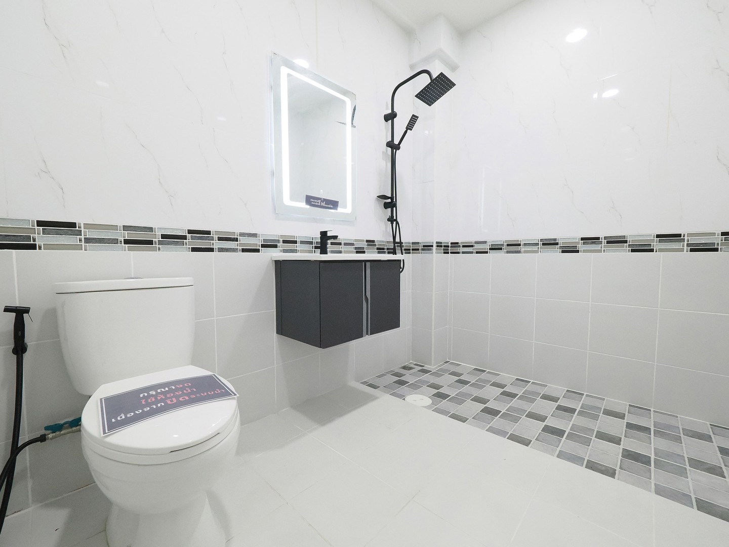 ขายบ้านเดี่ยว-2-ชั้น-117-ตรว-ซอยตลับทอง2-เอกชัยพระราม2-7นอน-5น้ำ-หลังใหญ่-ทำเลดี-เข้าซอยเพียง30ม