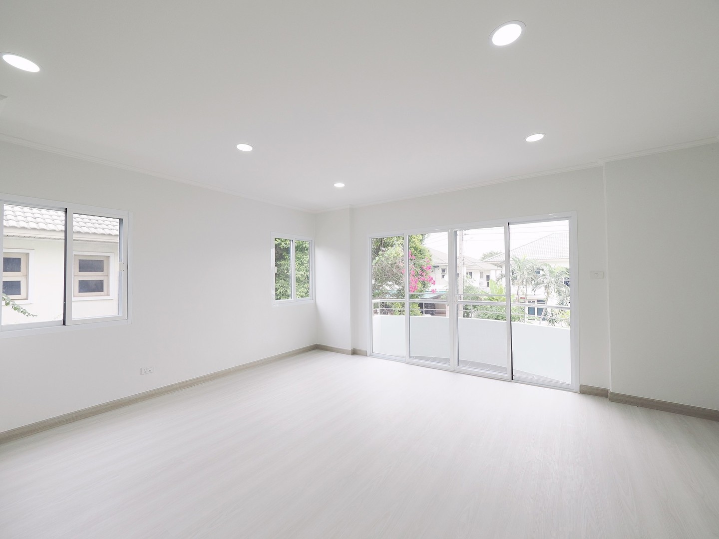 ขายบ้านเดี่ยว-2-ชั้น-736-ตรว-ศุภาลัย-ออร์คิด-ปาร์ค-พระราม2พันท้ายนรสิงห์-3นอน-3น้ำ-หลังใหญ่