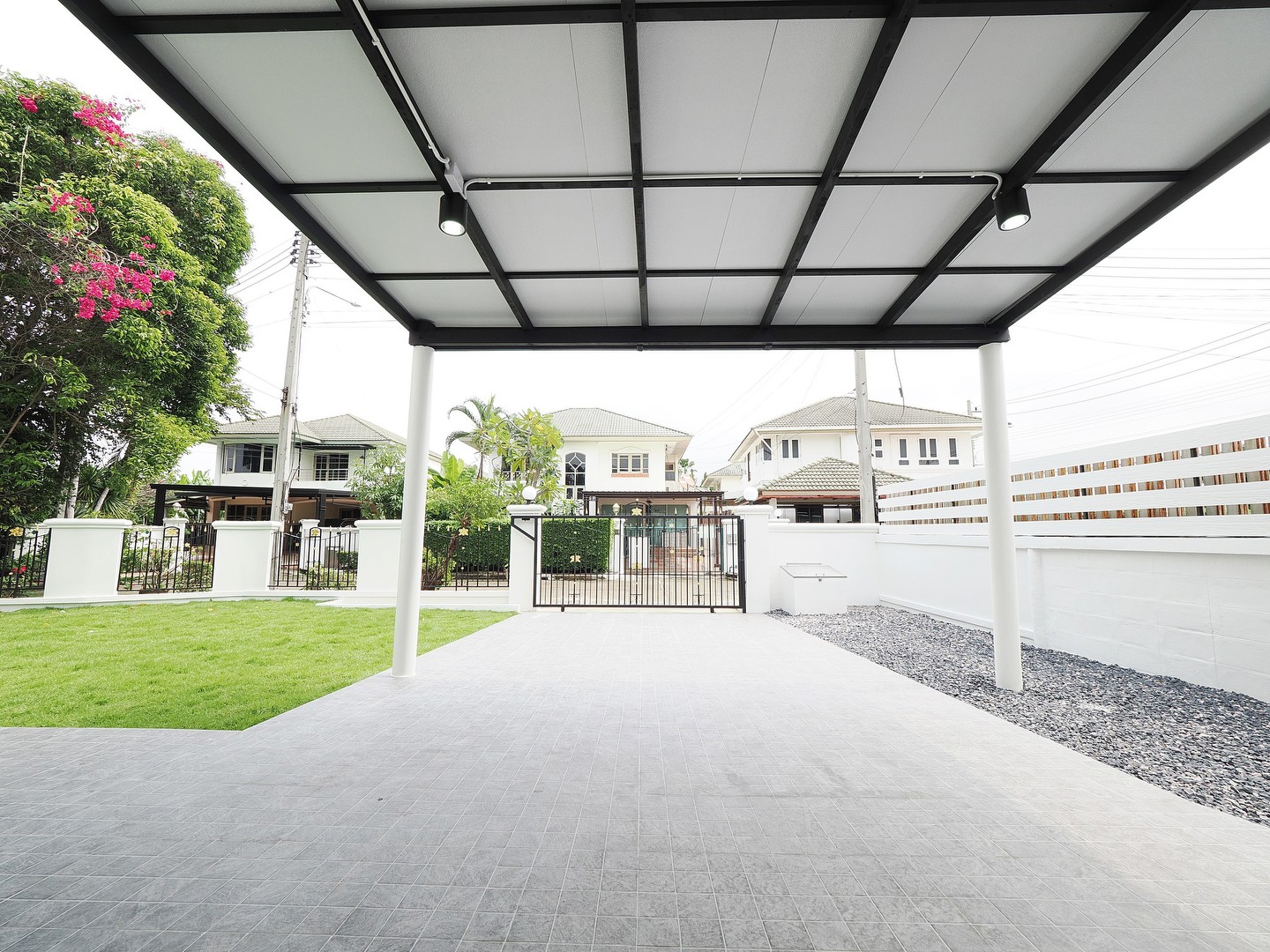 ขายบ้านเดี่ยว-2-ชั้น-736-ตรว-ศุภาลัย-ออร์คิด-ปาร์ค-พระราม2พันท้ายนรสิงห์-3นอน-3น้ำ-หลังใหญ่