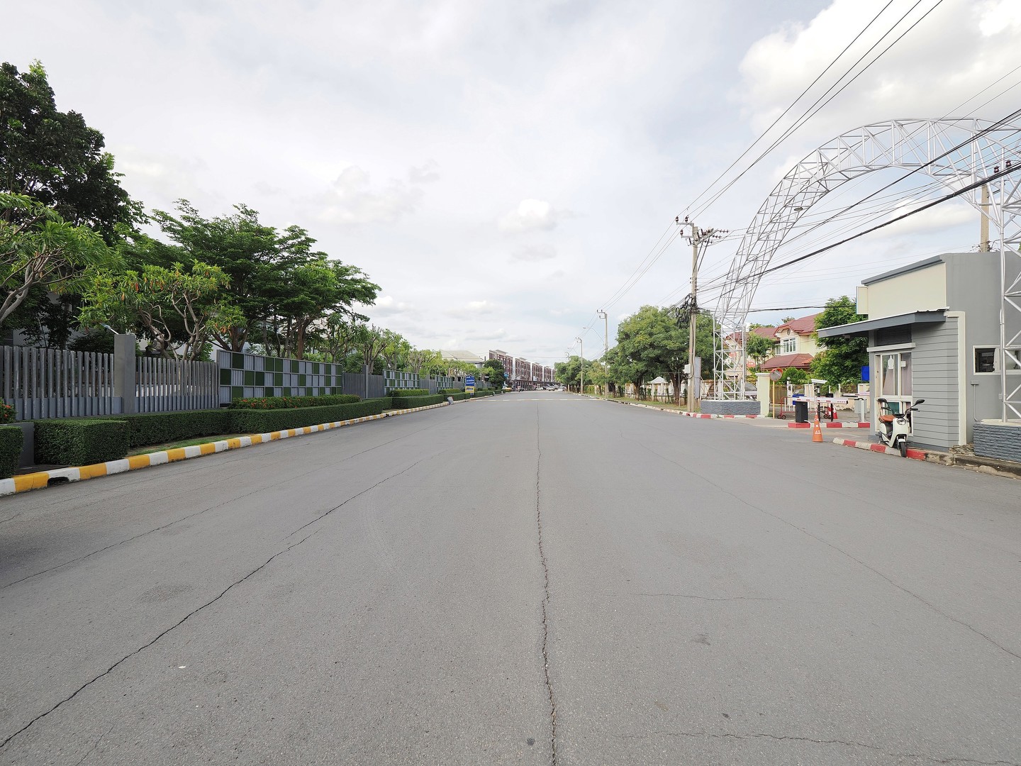 ขายบ้านเดี่ยว-2-ชั้น-536-ตรว-มซื่อตรง-บางใหญ่บางบัวทอง-4นอน-4น้ำ-หลังใหญ่-รีโนเวทใหม่