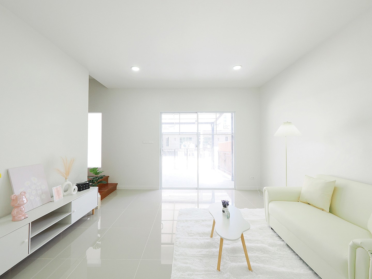 🔥-ขายทาวน์เฮ้าส์-2-ชั้น-รีโนเวทใหม่-พร้อมอยู่-มโมดิวิลล่า-รังสิตคลอง-7-ต้นโครงการ-