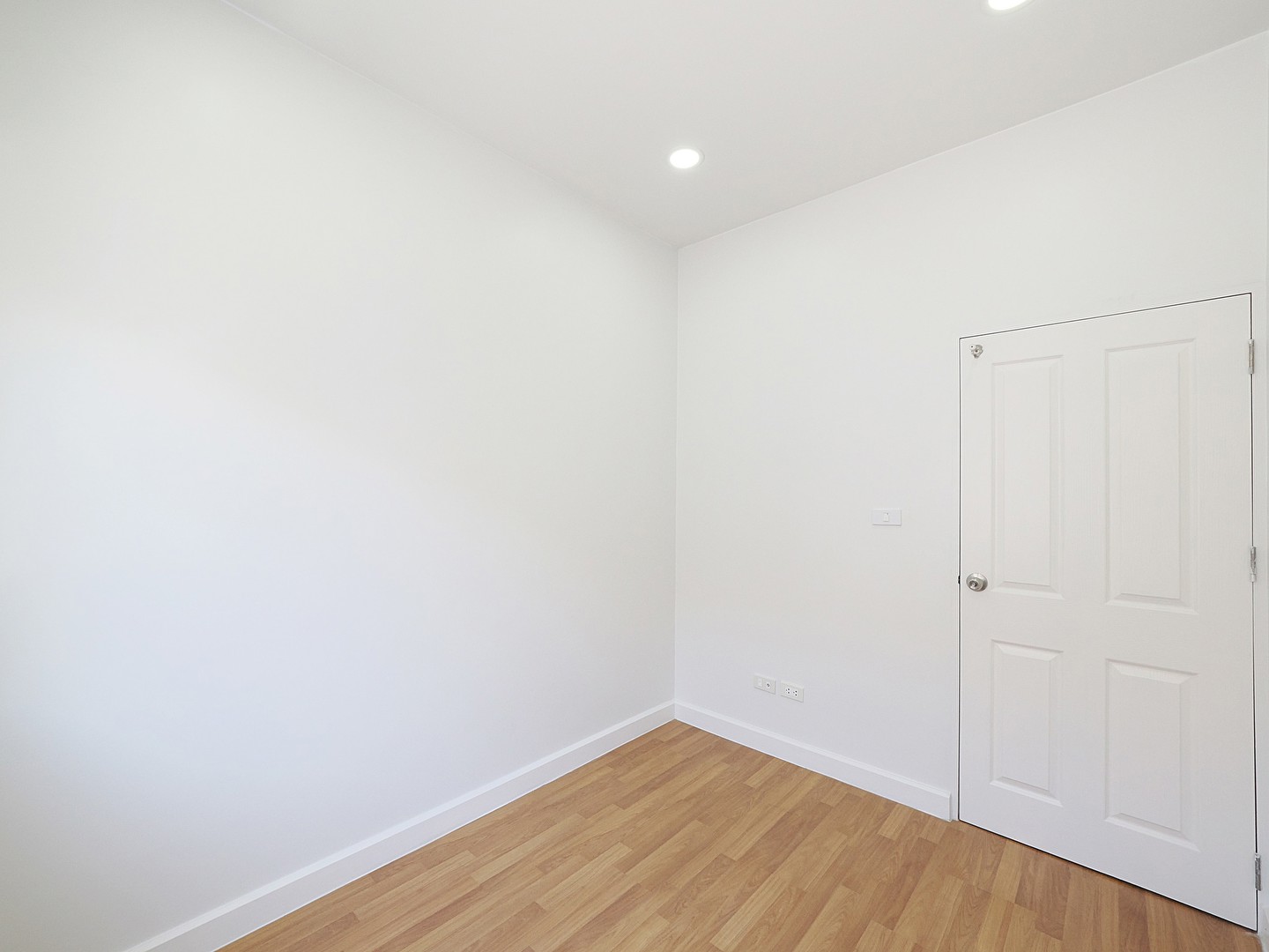 🔥-ขายทาวน์เฮ้าส์-2-ชั้น-รีโนเวทใหม่-พร้อมอยู่-มโมดิวิลล่า-รังสิตคลอง-7-ต้นโครงการ-