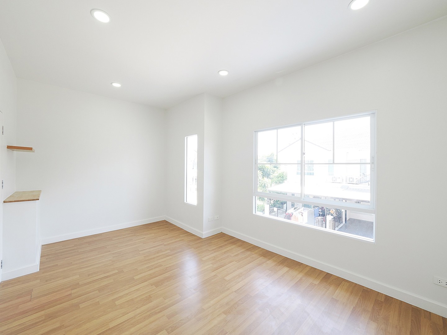 🔥-ขายทาวน์เฮ้าส์-2-ชั้น-รีโนเวทใหม่-พร้อมอยู่-มโมดิวิลล่า-รังสิตคลอง-7-ต้นโครงการ-