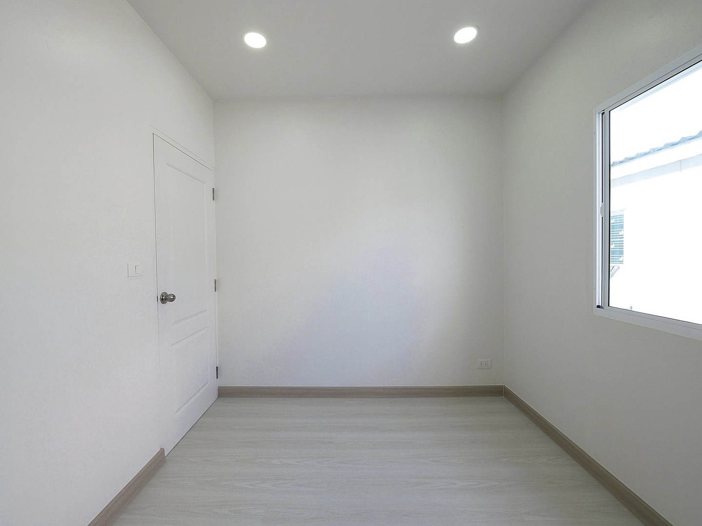 🔥-ขายทาวน์เฮ้าส์-2-ชั้น-รีโนเวทใหม่-พร้อมอยู่-มพลีโน่-รัตนาธิเบศร์ชัยพฤกษ์-ต้นโครงการ-ถนนเมน-