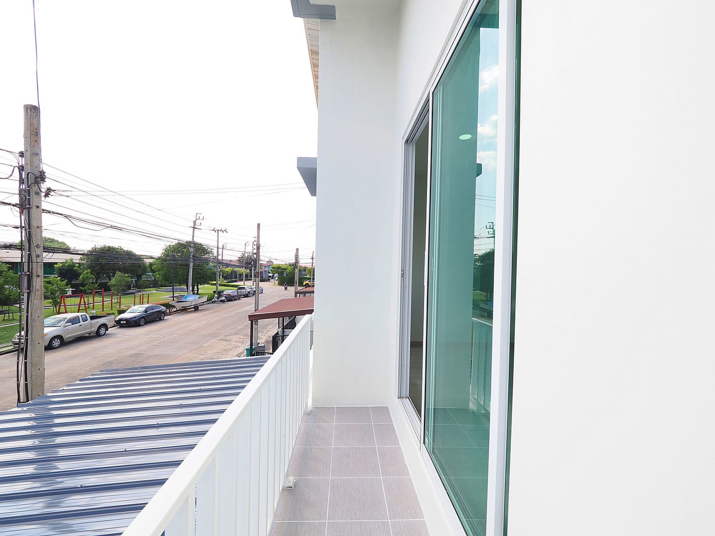 🔥-ขายทาวน์เฮ้าส์-2-ชั้น-รีโนเวทใหม่-พร้อมอยู่-มพลีโน่-รัตนาธิเบศร์ชัยพฤกษ์-ต้นโครงการ-ถนนเมน-