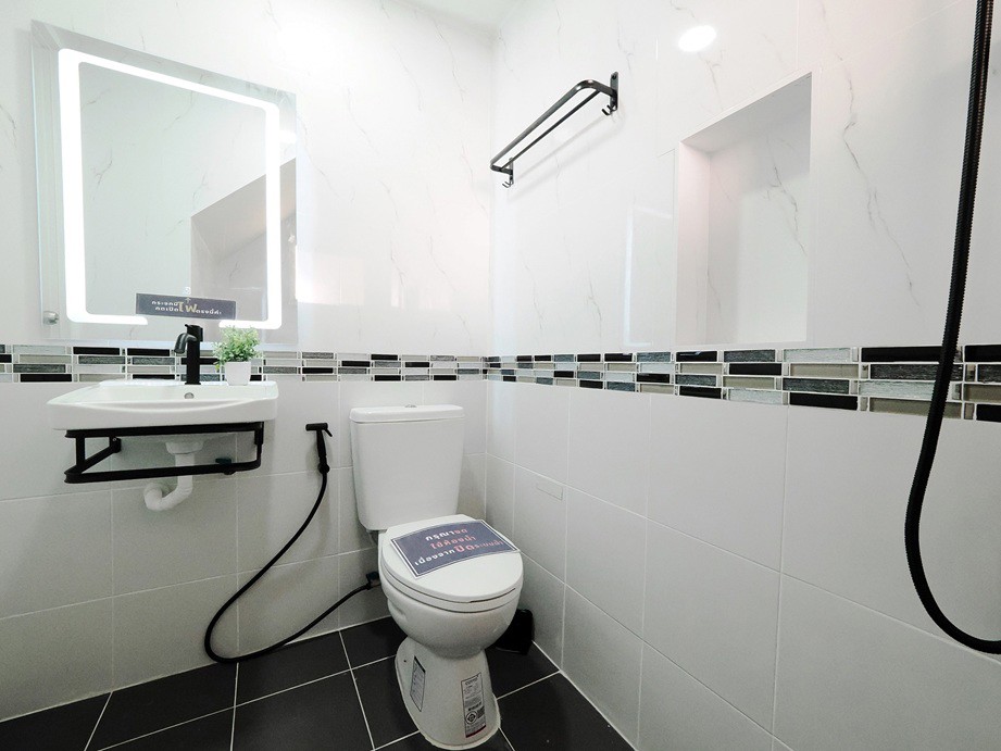 ขายทาวน์เฮ้าส์-2ชั้น-มโกลเด้นทาวน์-โครงการ2-192-ตรว-พระราม2พันท้ายนรสิงห์-4นอน-2น้ำ-รีโนเวทใหม่