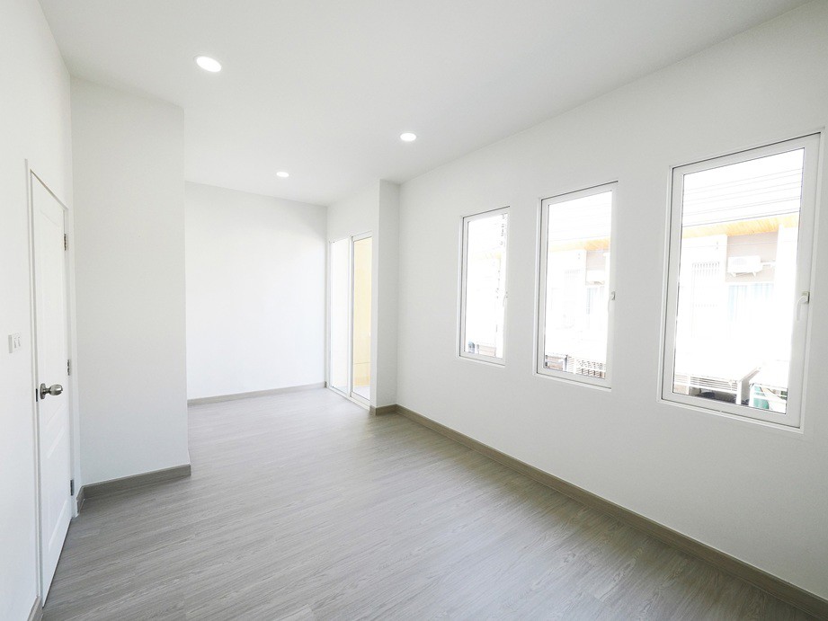 ขายทาวน์เฮ้าส์-2ชั้น-มโกลเด้นทาวน์-โครงการ2-192-ตรว-พระราม2พันท้ายนรสิงห์-4นอน-2น้ำ-รีโนเวทใหม่