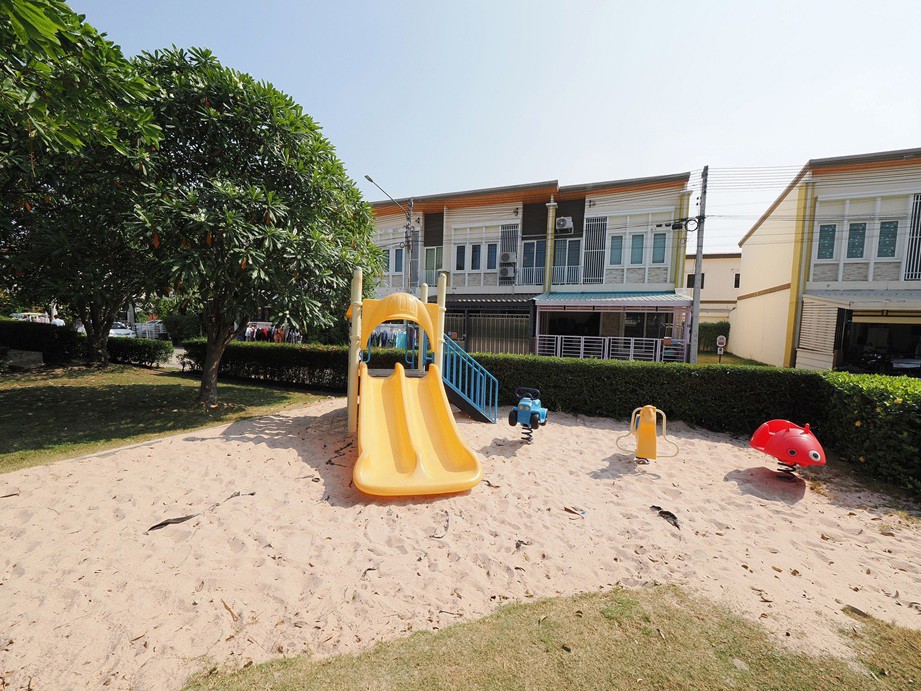 ขายทาวน์เฮ้าส์-2ชั้น-มโกลเด้นทาวน์-โครงการ2-192-ตรว-พระราม2พันท้ายนรสิงห์-4นอน-2น้ำ-รีโนเวทใหม่