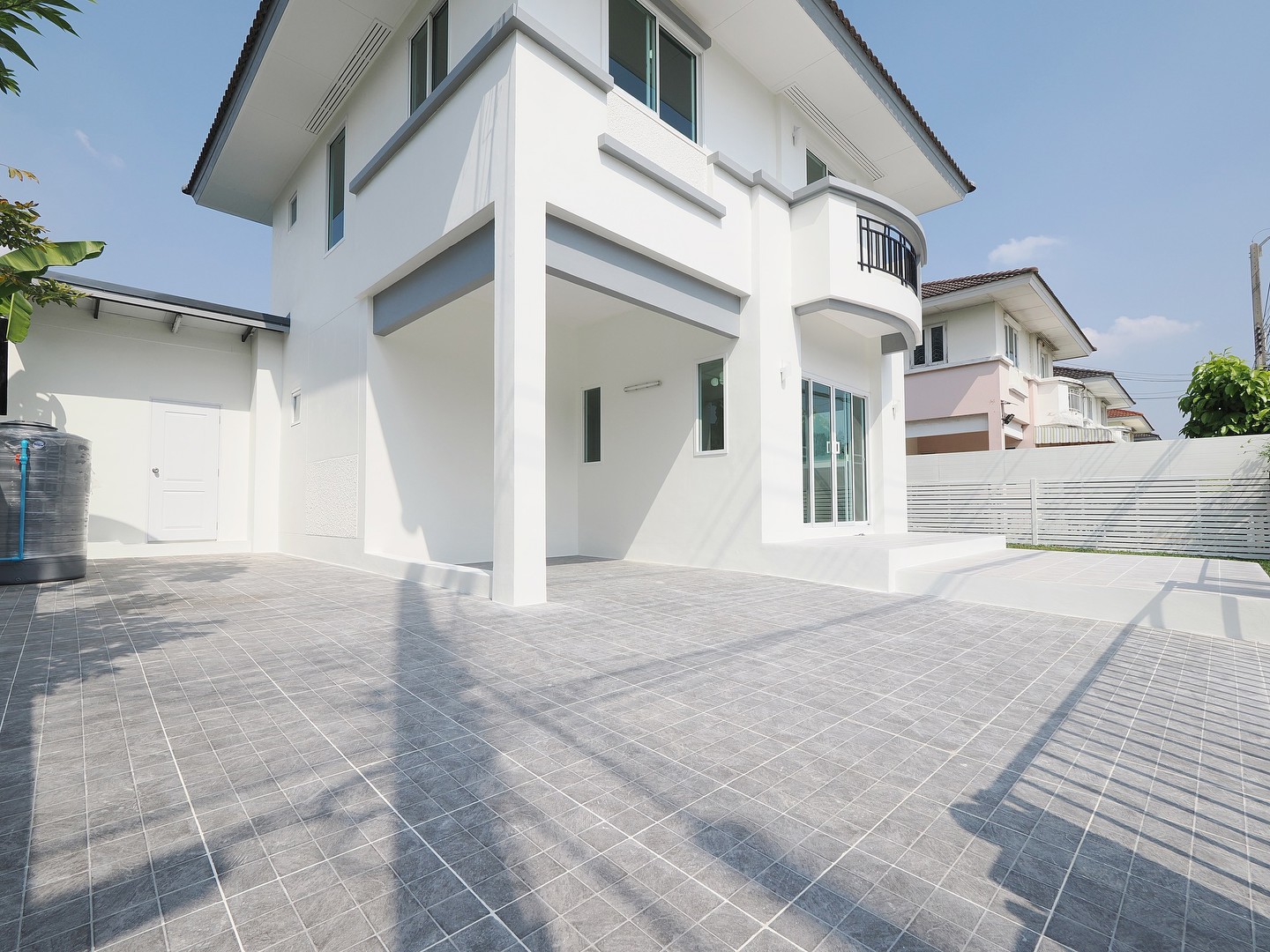 ขายบ้านเดี่ยว-2ชั้น-522-ตรว-มอิงลดา-ลำลูกกาคลอง-4-4นอน-2น้ำ-หลังใหญ่-ถนนเมน-บ้านสวย-รีโนเวทใหม่