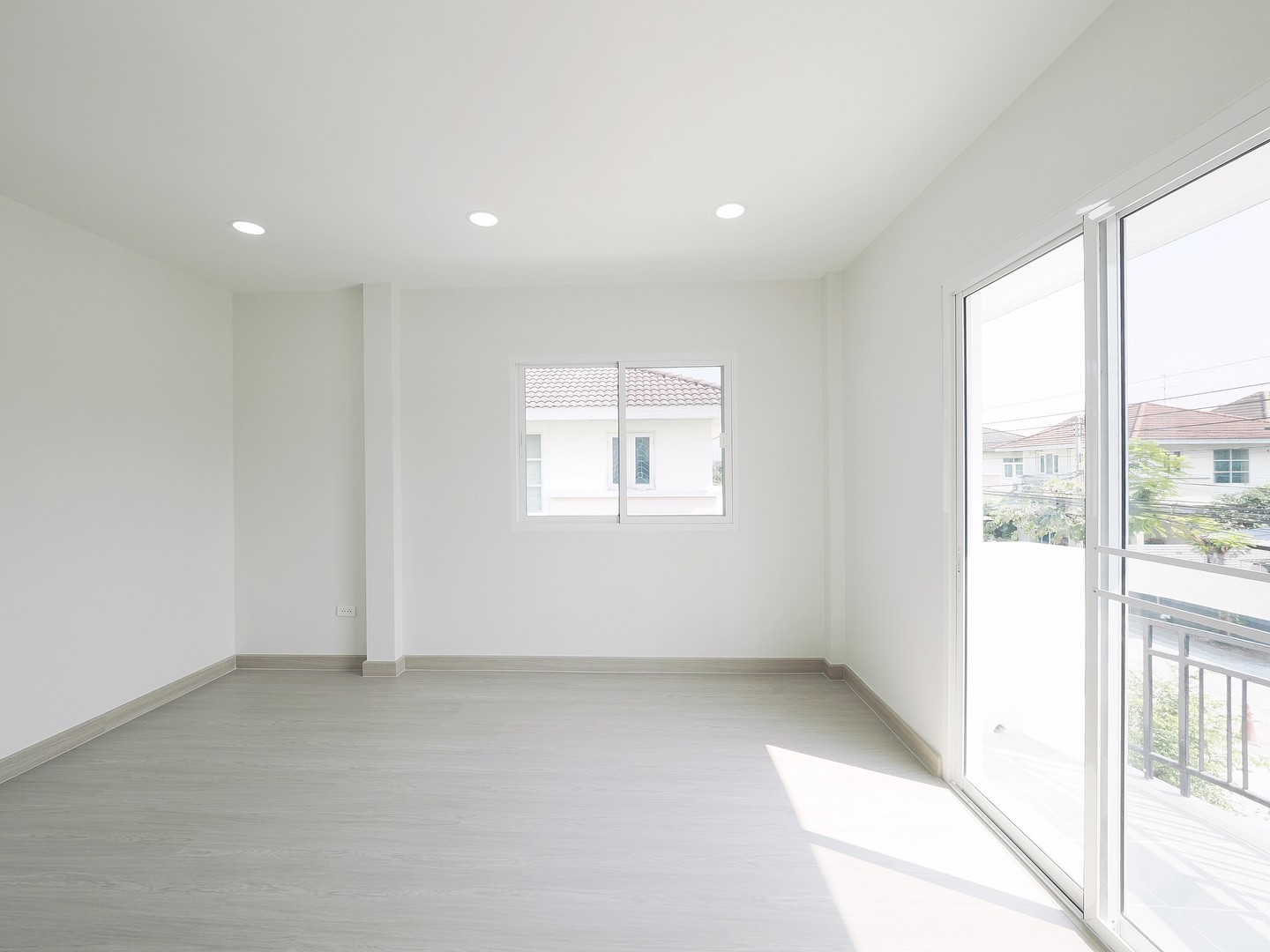 ขายบ้านเดี่ยว-2ชั้น-522-ตรว-มอิงลดา-ลำลูกกาคลอง-4-4นอน-2น้ำ-หลังใหญ่-ถนนเมน-บ้านสวย-รีโนเวทใหม่