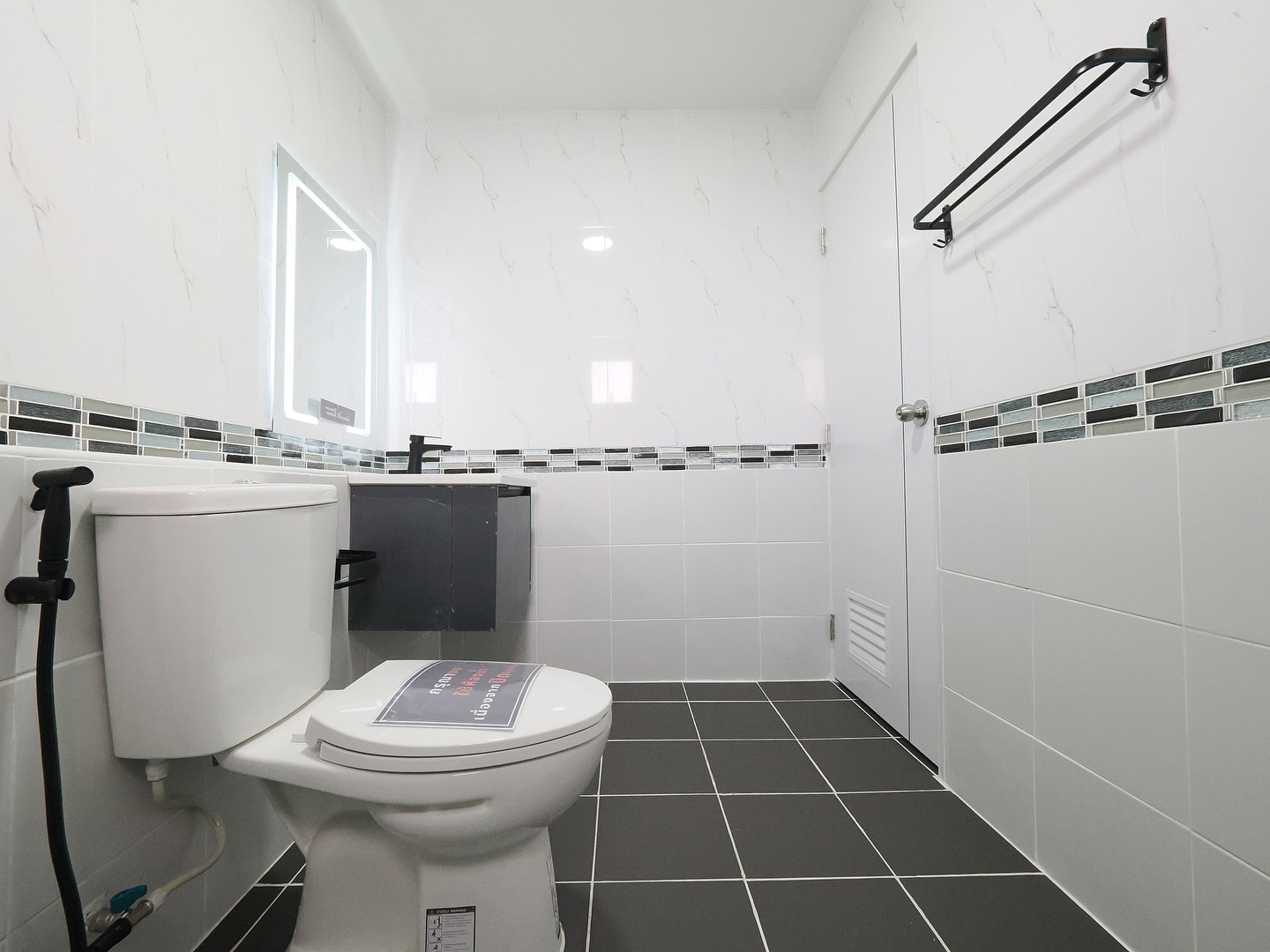 ขายบ้านเดี่ยว-2ชั้น-522-ตรว-มอิงลดา-ลำลูกกาคลอง-4-4นอน-2น้ำ-หลังใหญ่-ถนนเมน-บ้านสวย-รีโนเวทใหม่