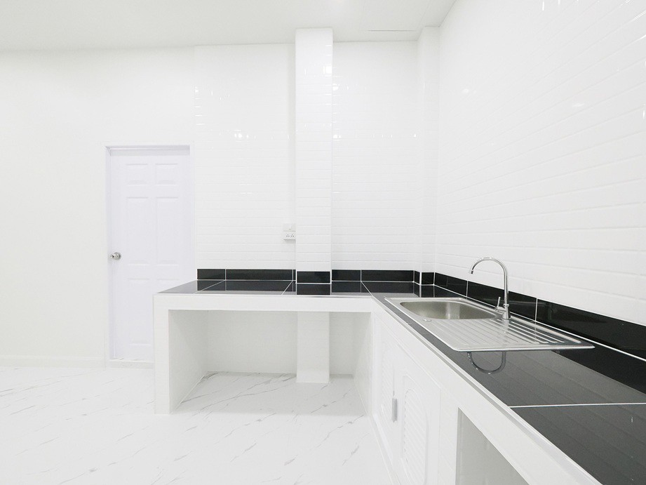 ขายบ้านเดี่ยว-2-ชั้น-117-ตรว-ซอยตลับทอง2-เอกชัยพระราม2-7นอน-5น้ำ-หลังใหญ่-ทำเลดี-เข้าซอยเพียง30ม