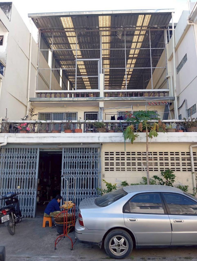 อาคารพาณิชย์-2-คูหา-ทำเลทองเมืองเชียงใหม่