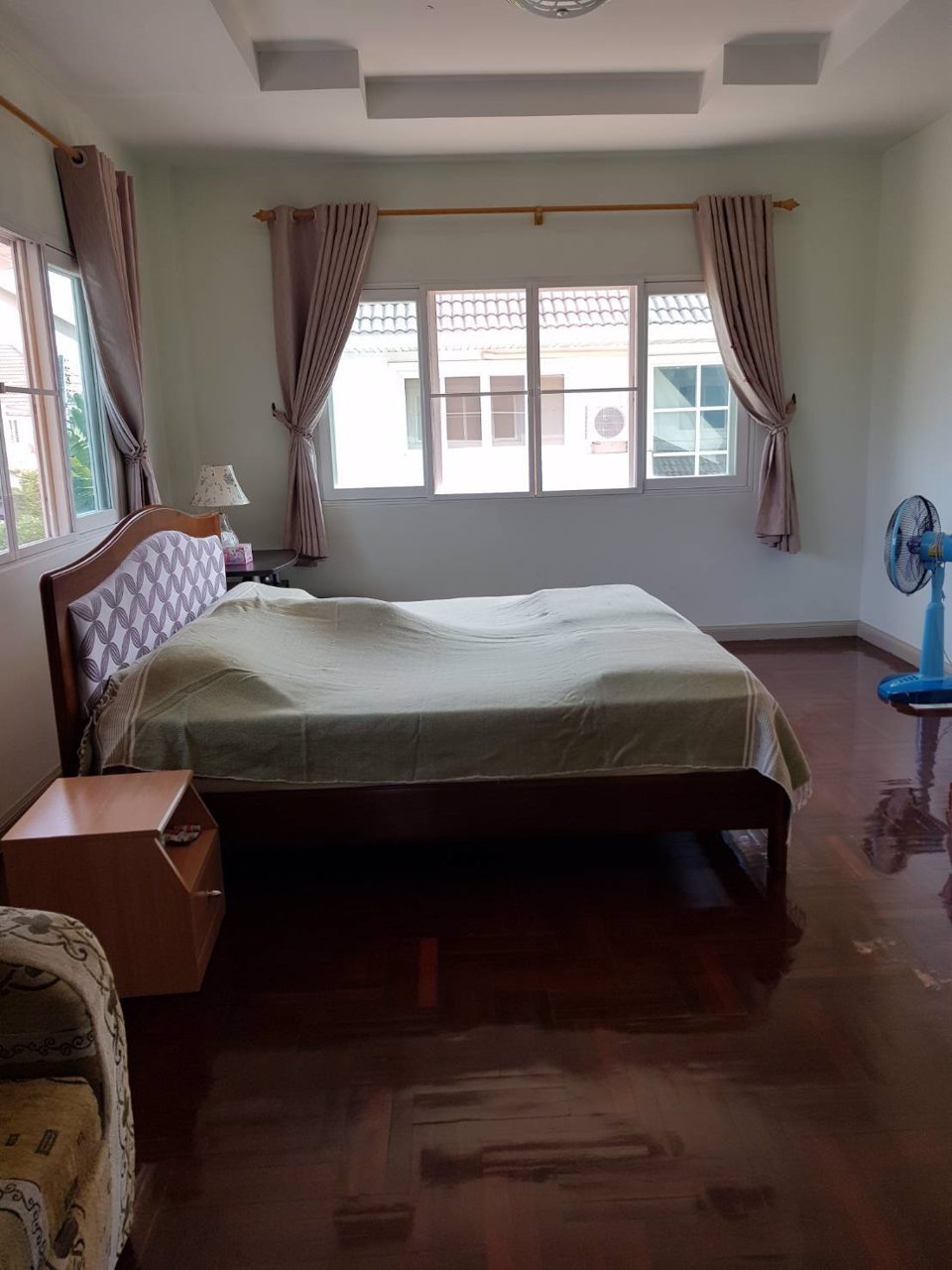 ขายบ้านเดี่ยวสองชั้นใกล้บึงแก่นนคร