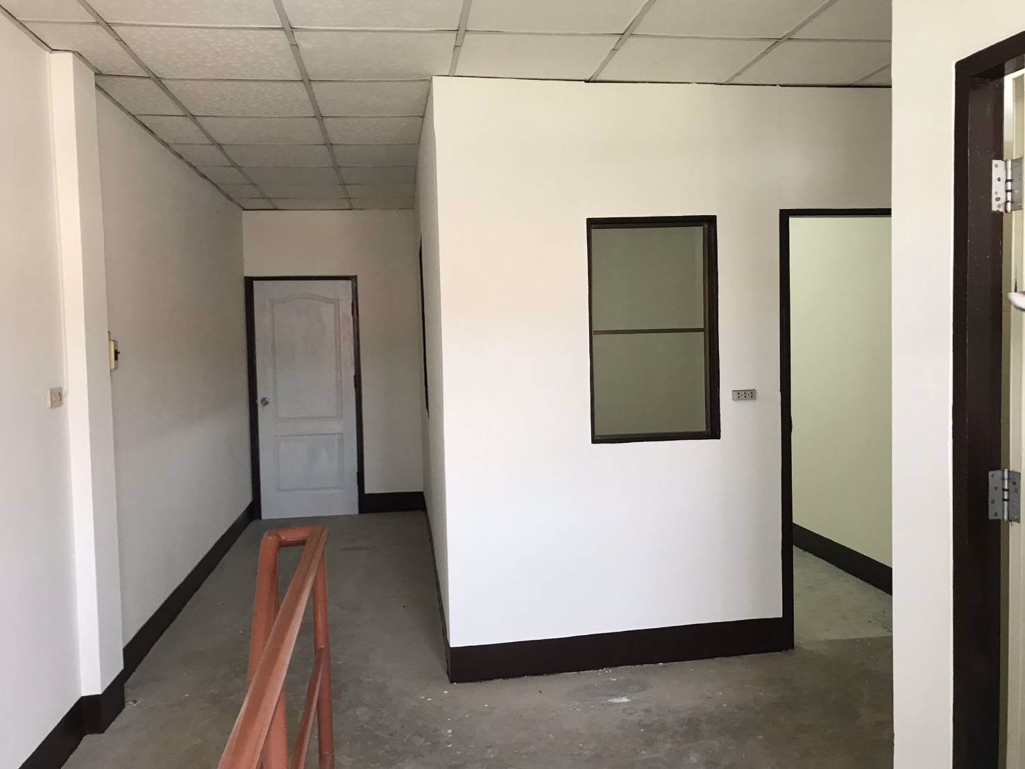 ขายอาคารพานิช-2ชั้นครึ่ง-ใกล้ราชมงคลอีสาน