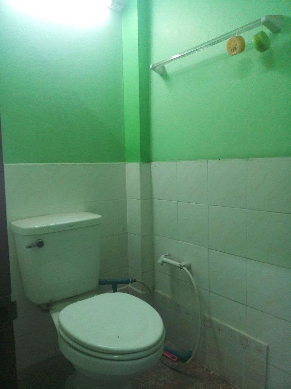 อาคารพานิช-3-ชั้น-ตรงข้ามค่ายศรีพัชรินทร์