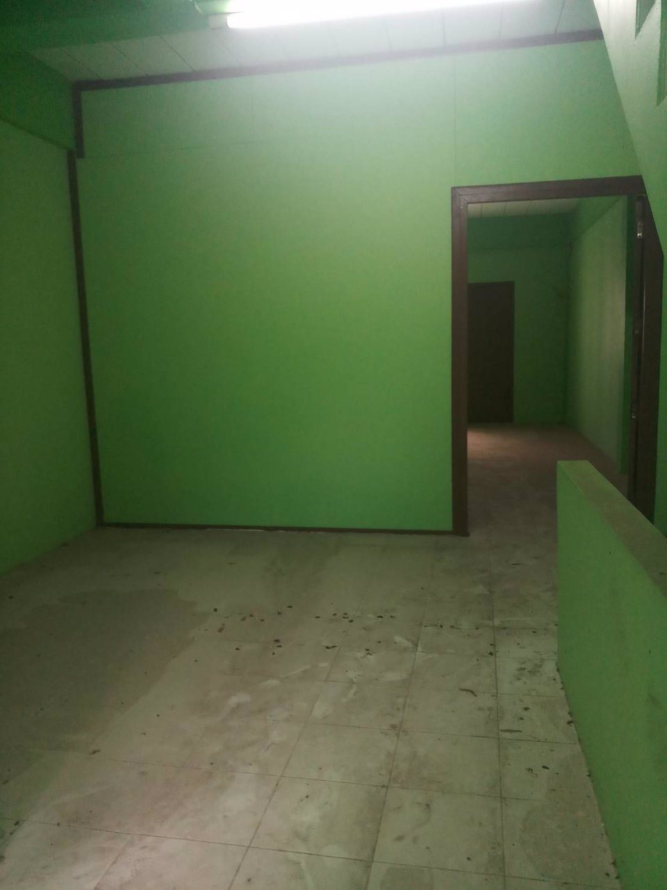 อาคารพานิช-3-ชั้น-ตรงข้ามค่ายศรีพัชรินทร์