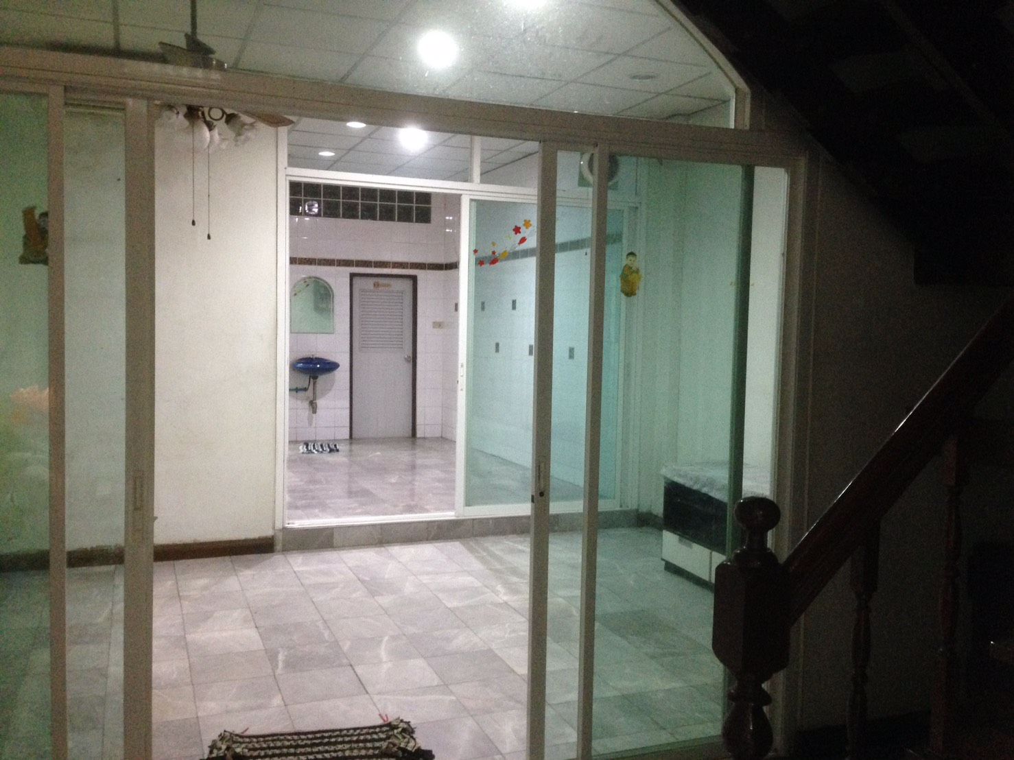 ให้เช่าทาวเฮ้าส์-3-ชั้้น-มรัชดาสวนธน-ประชาอุุทิศ-71-ใกล้-ห้าง-max-value-และ-lotus