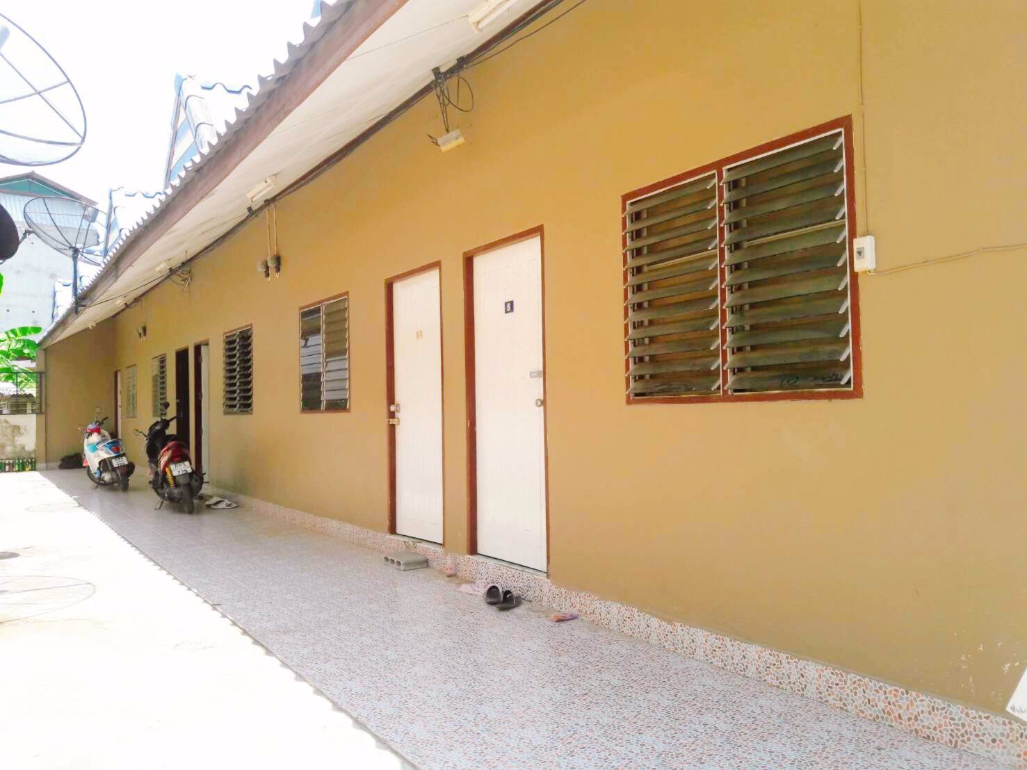 ขายหอพัก-19-ห้อง-พร้อมผู้เช่า-อยู่ใกล้ตลาดเทศบาลชะอำประมาณ-1-กม