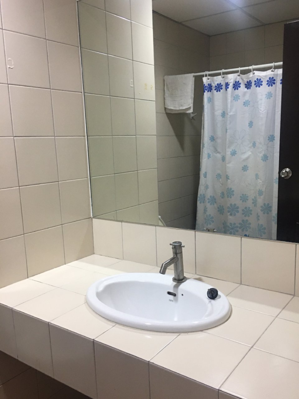 ขายถูกคอนโดฝักข้าวโพดอาคาร-3-ห้องสตูดิโอ