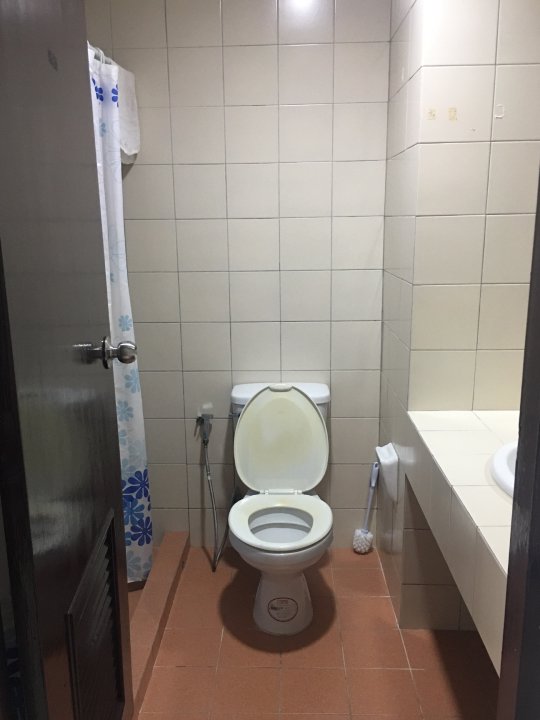 ขายถูกคอนโดฝักข้าวโพดอาคาร-3-ห้องสตูดิโอ